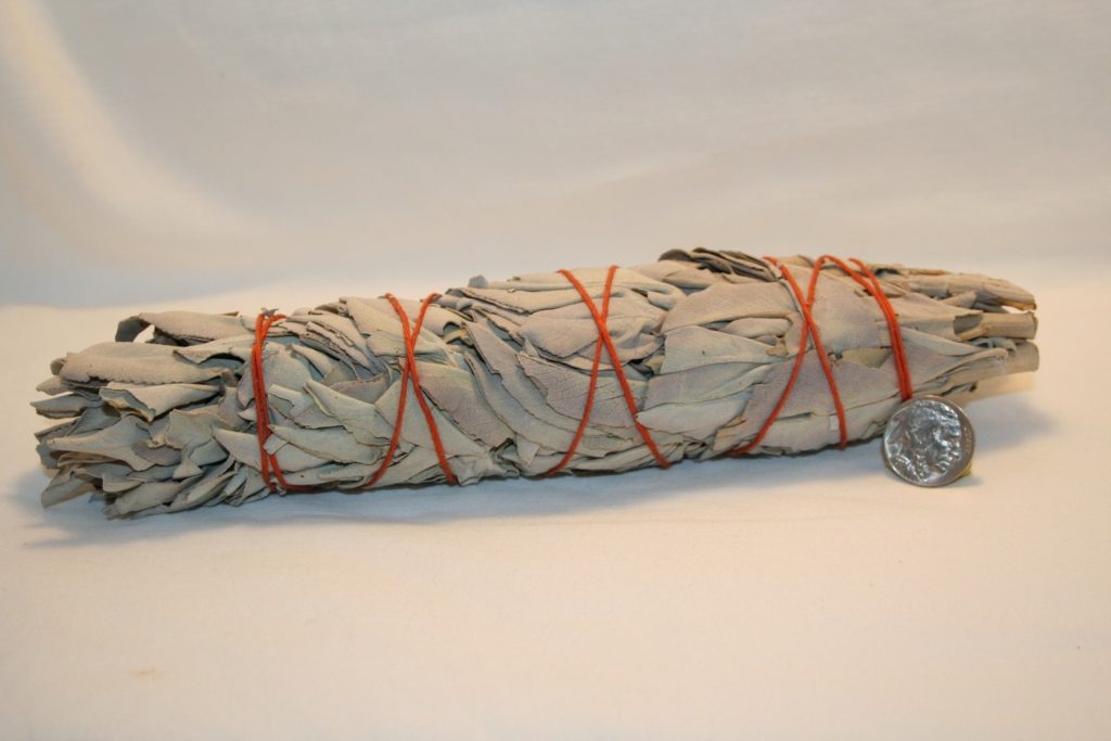 Book Cover: Large Organic Native American CALIFORNIA WHITE SAGE and Smudging Bundle 8 to 9 Inch from Native California White Sage